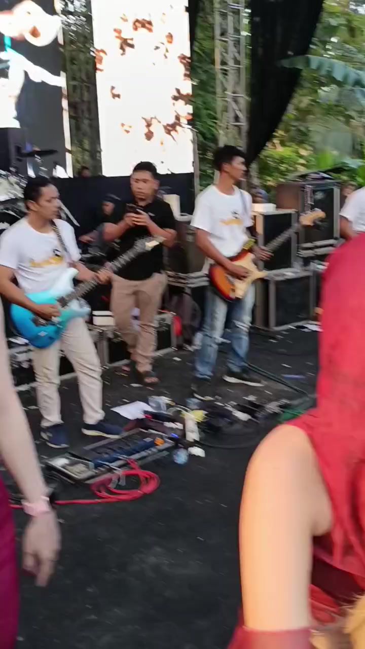 @𝘈𝘱'𝘞_𝘎𝘢𝘯𝘬🐜