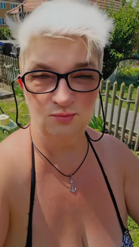 @monilove