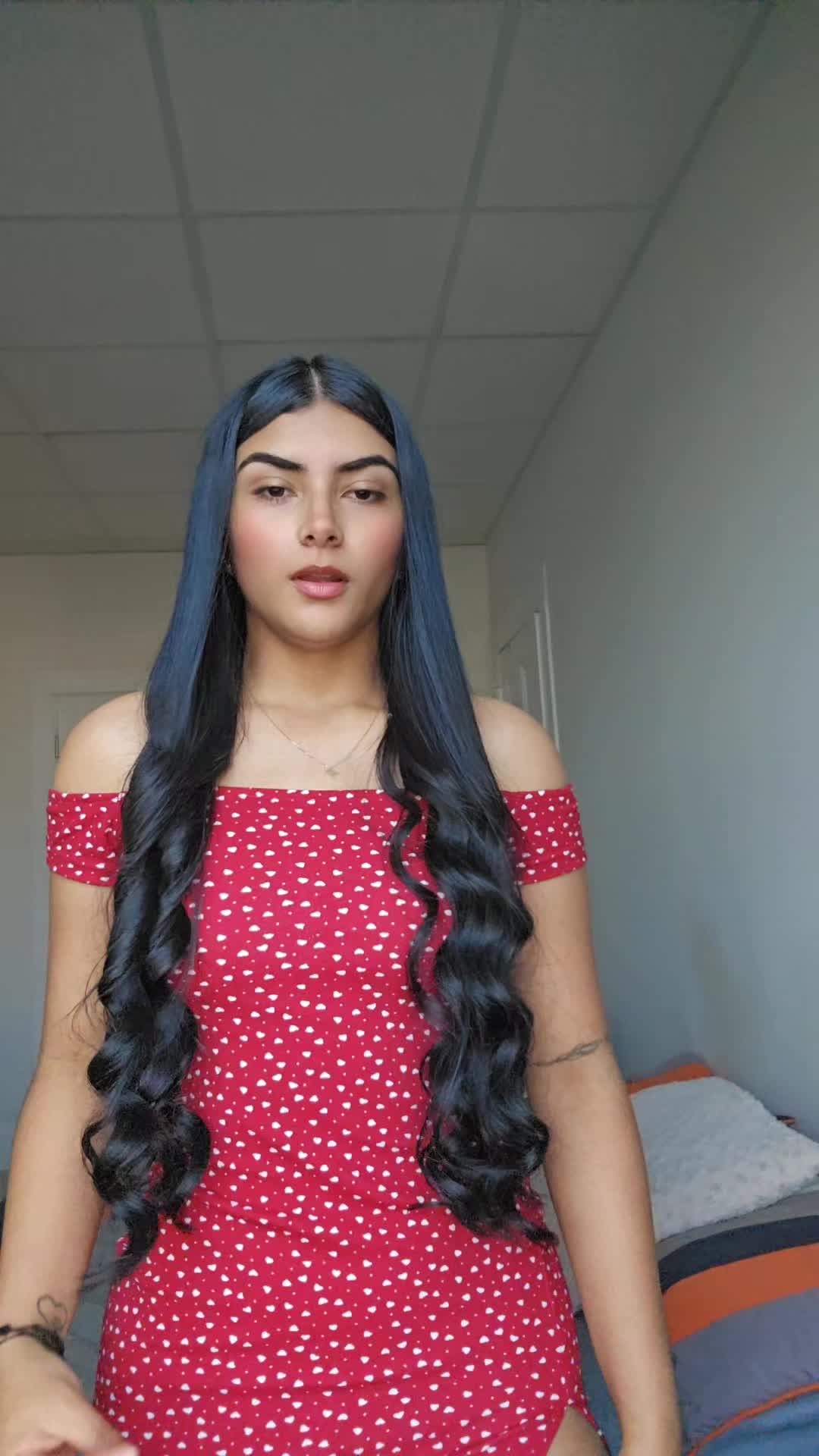 @oficial.yuliana
