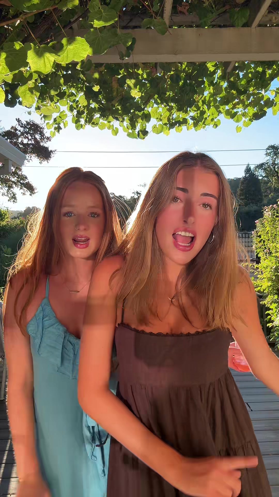 @Riley_Rudolf