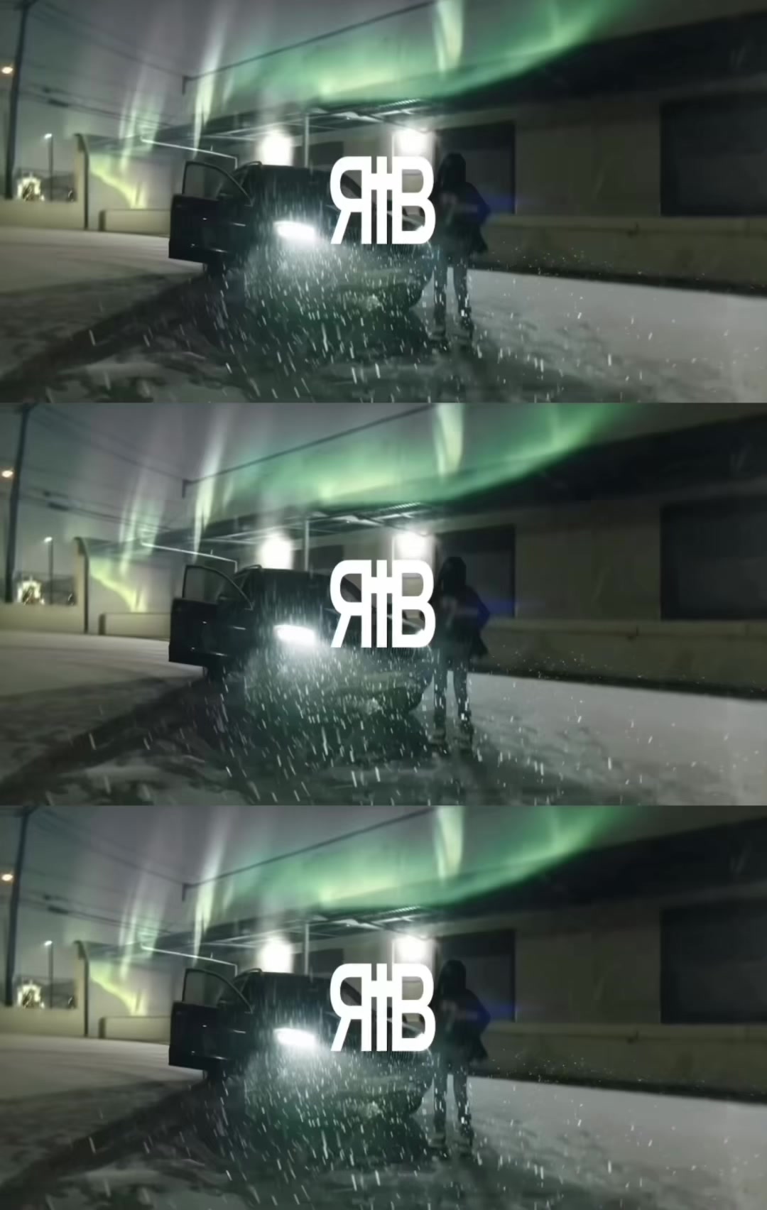 @⃟