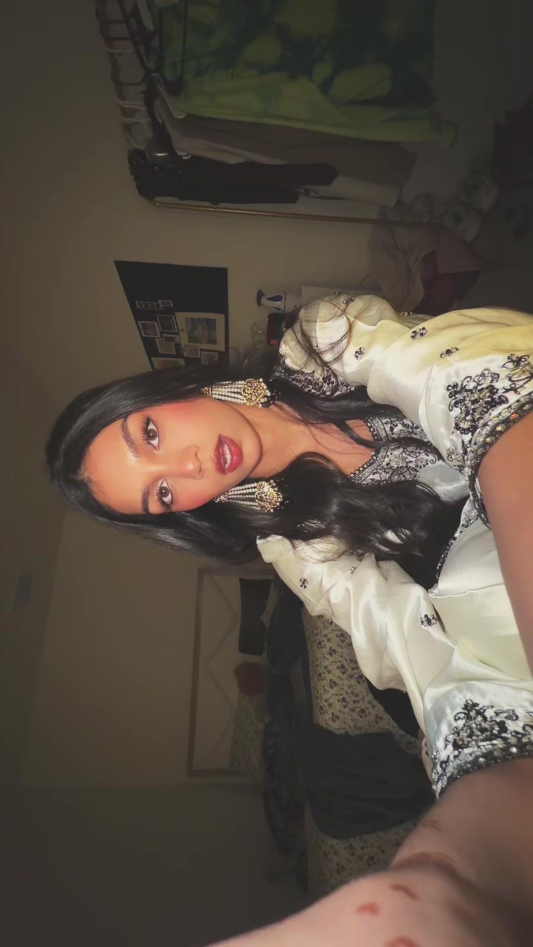 @ayesha