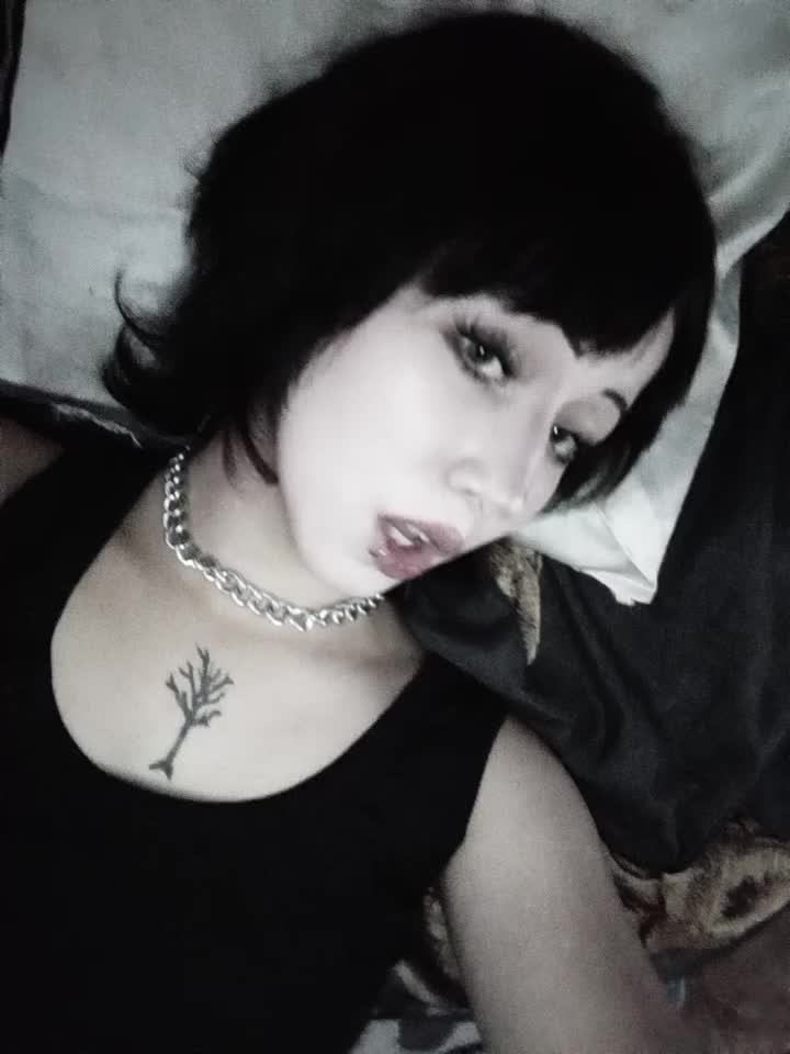 @༒𝕷𝖔𝖚𝖎𝖘𝖎𝖆𝖓𝖆~ ✞