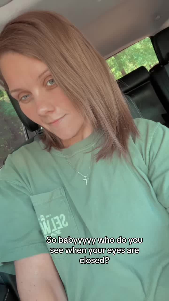 @LaceyNicole