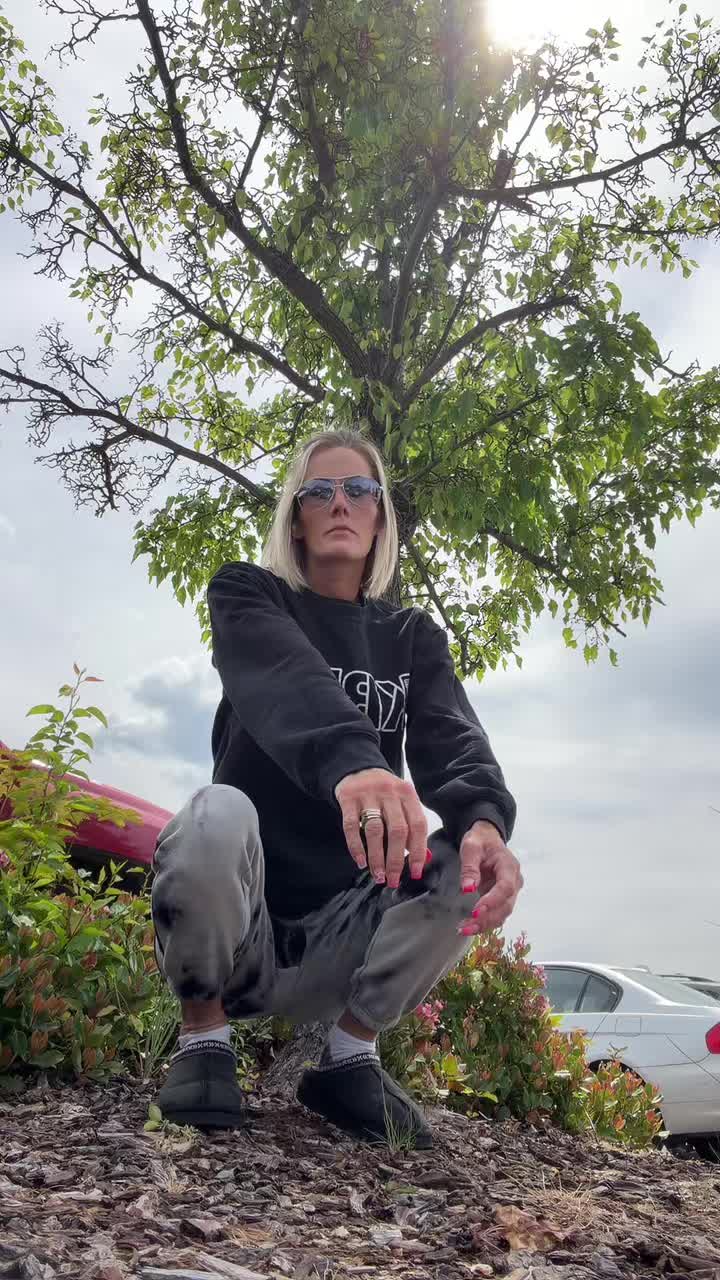 @BlondeBitch