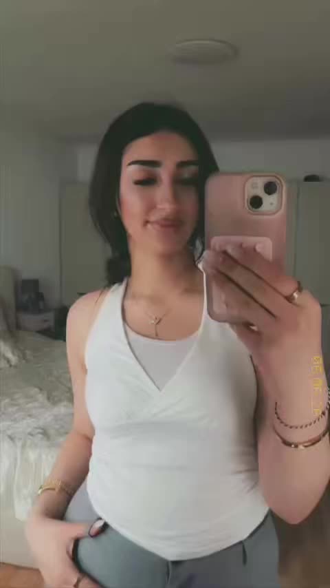 @S ꨄ︎