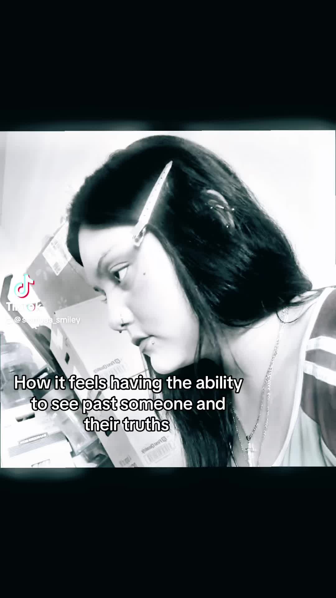 @𝔑𝔬𝔱𝔰𝔬𝔰𝔪𝔦𝔩𝔢𝔶 🙃