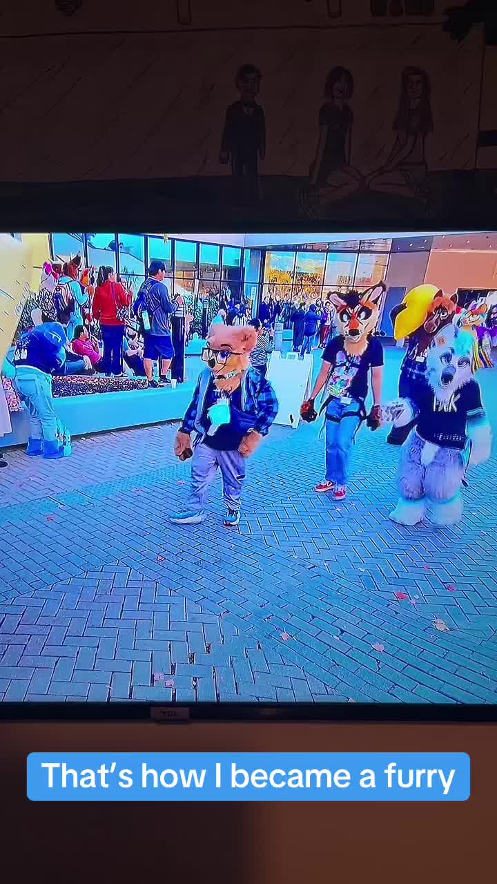 @The original Furlawise🐺🎈