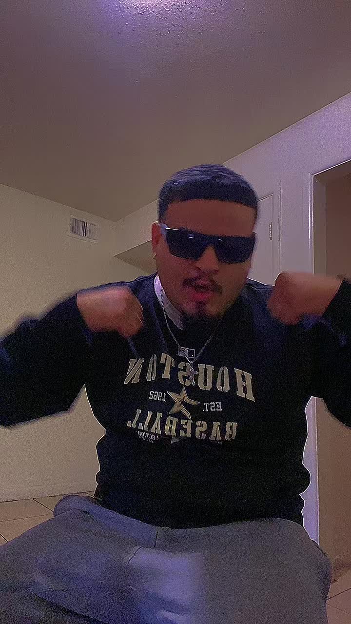 @Texas_adrian