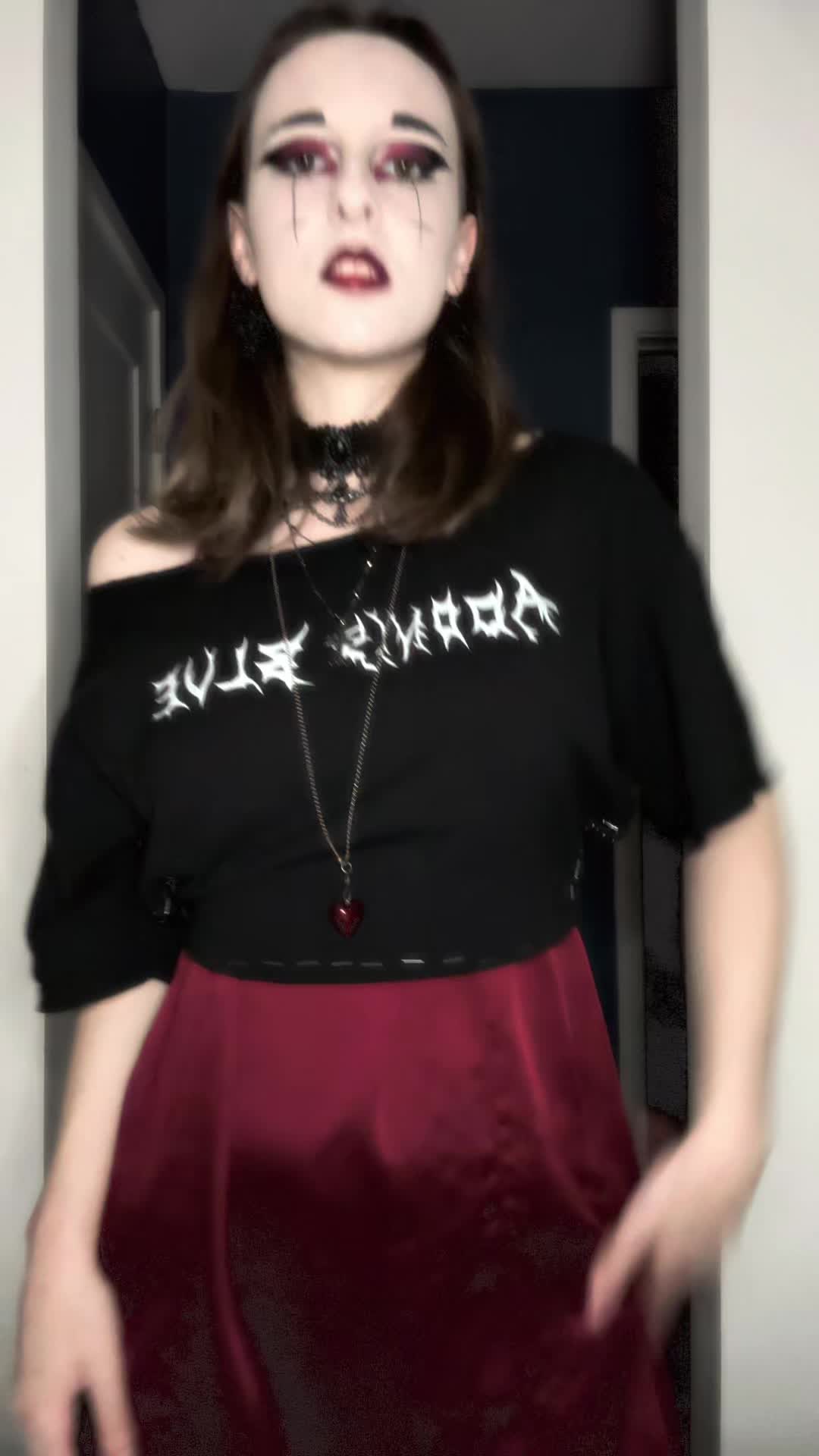 @💀