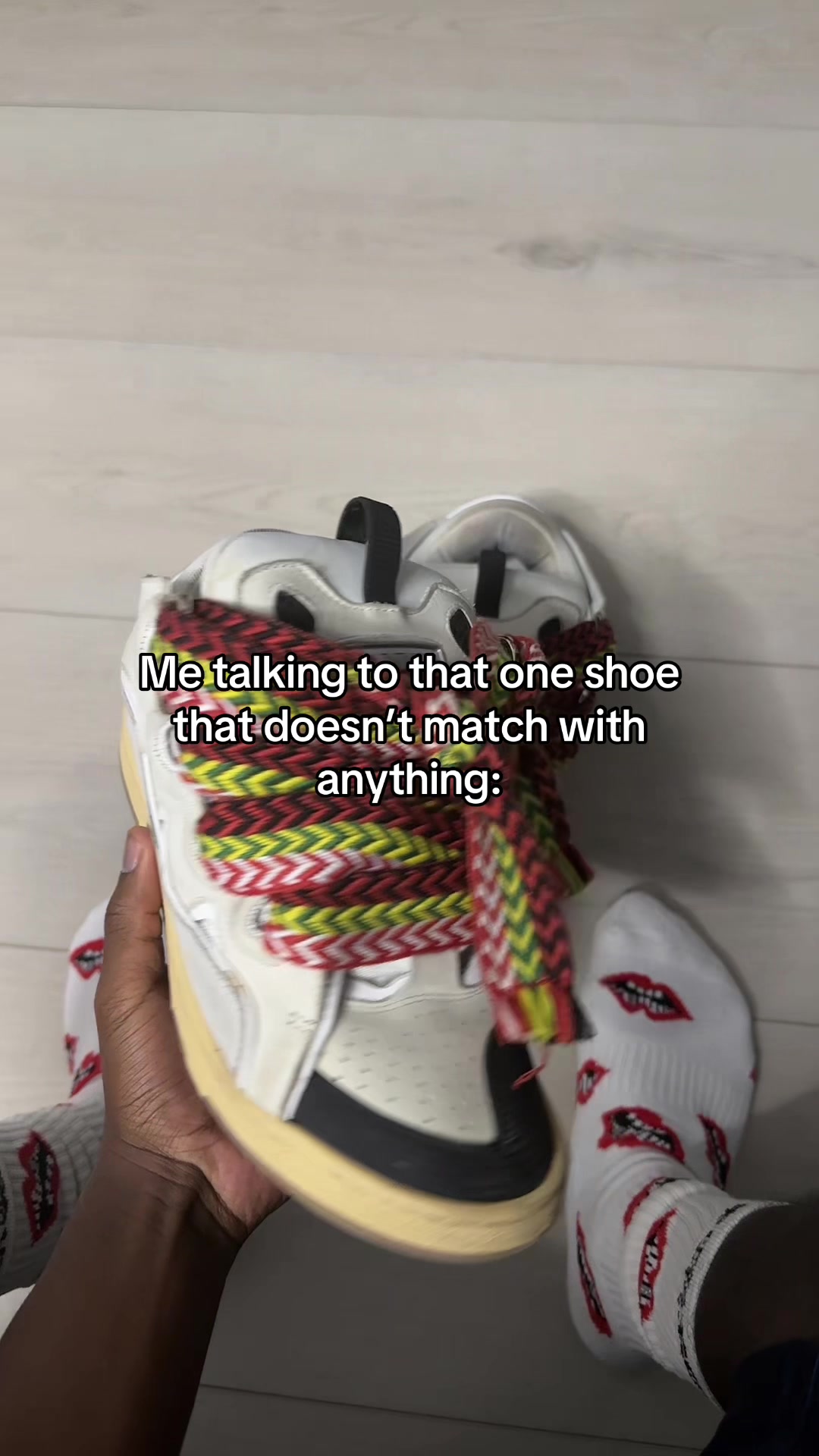 @￼