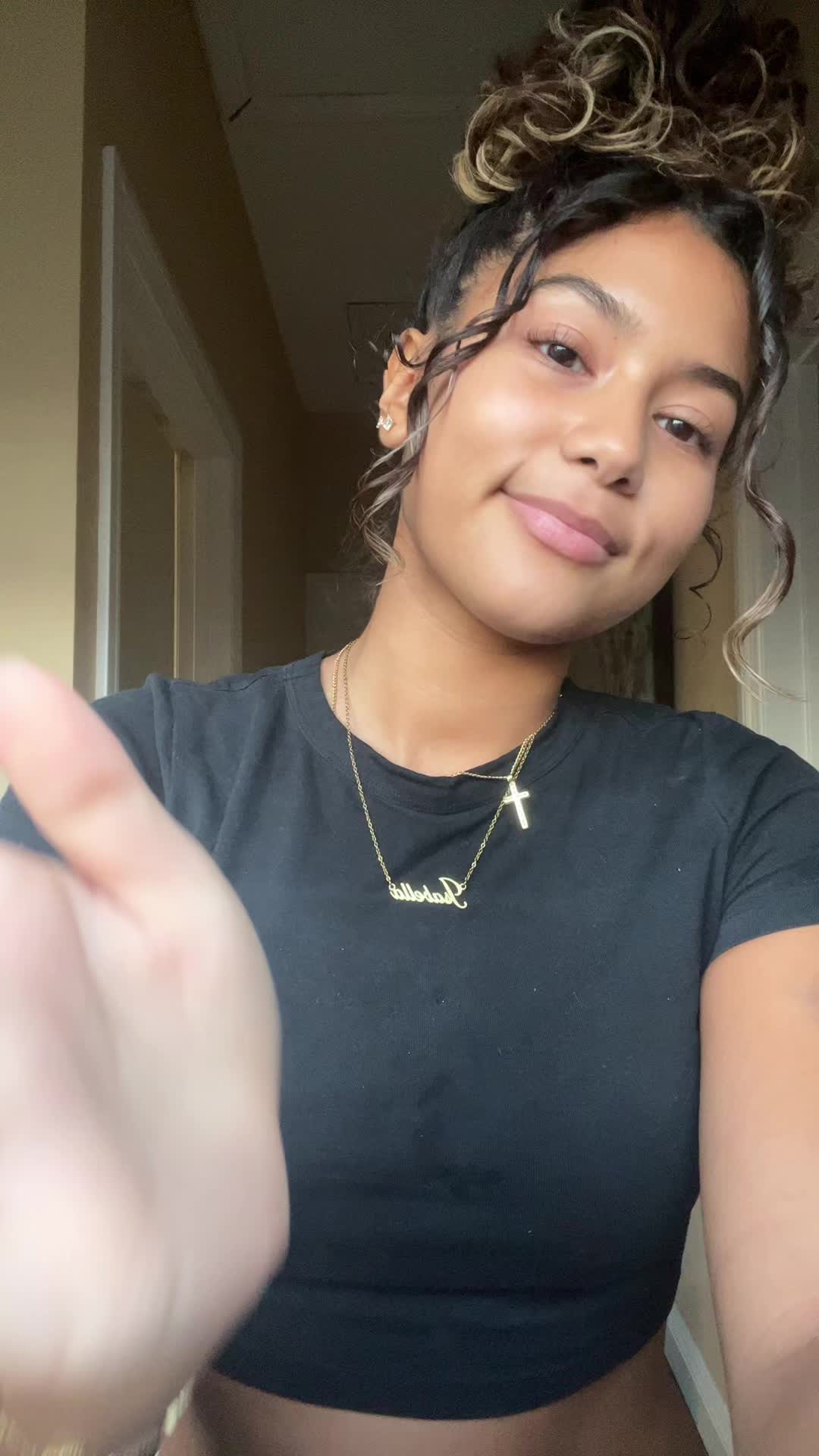 @🤫