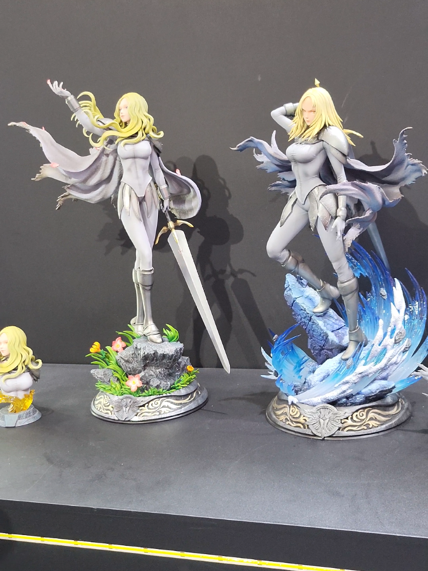 @Statues art et Mangas