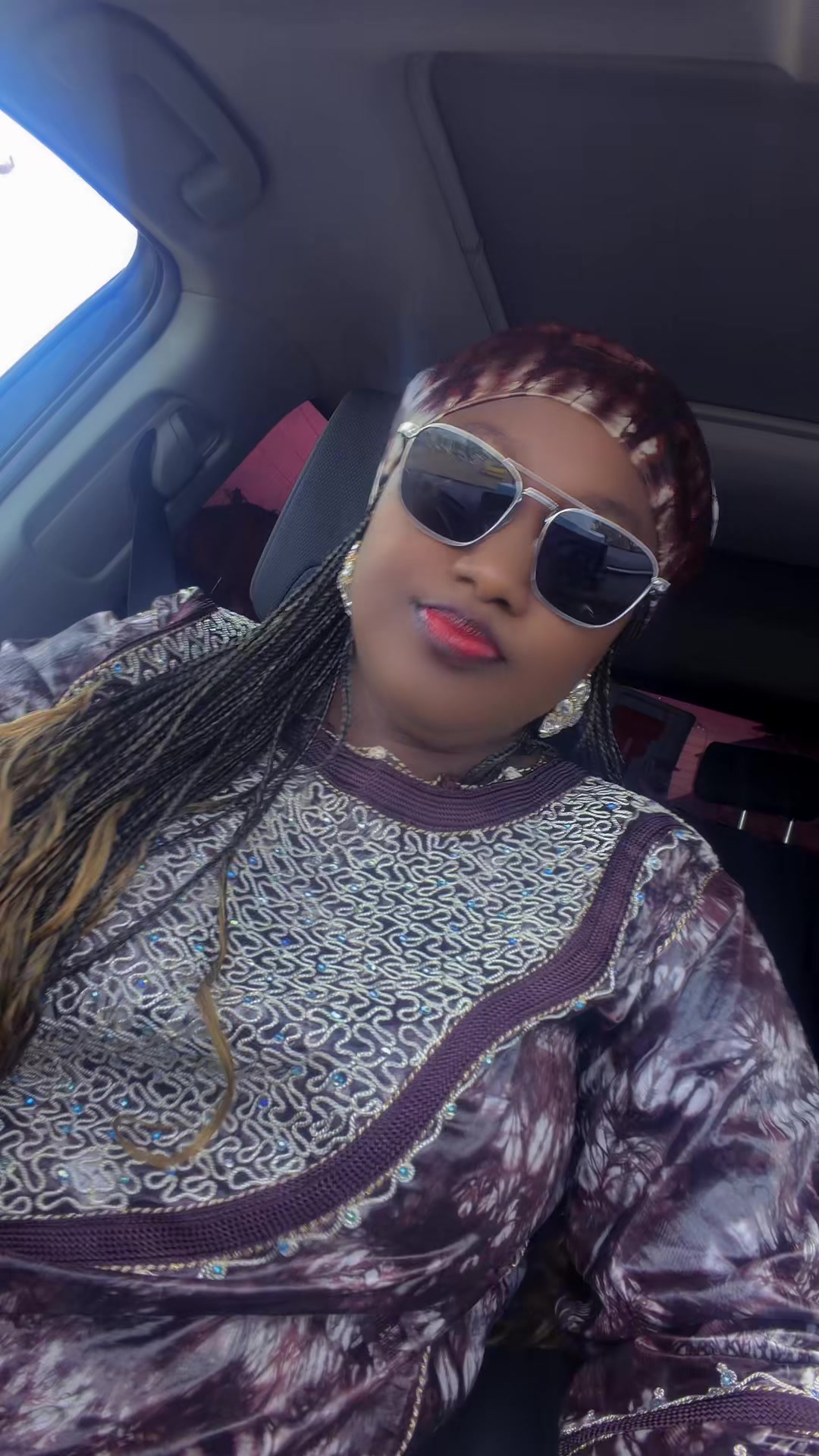 @Hadjasaratadiane