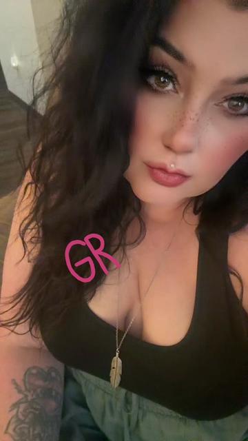@Curvystonerchick