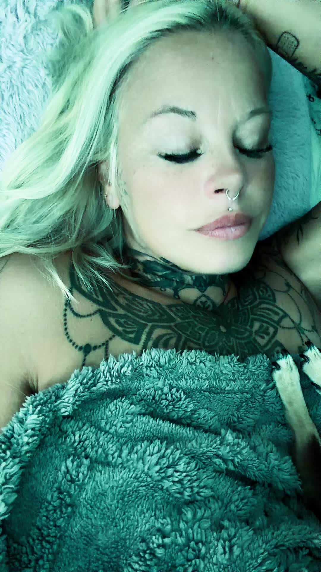 @Eva-Maria