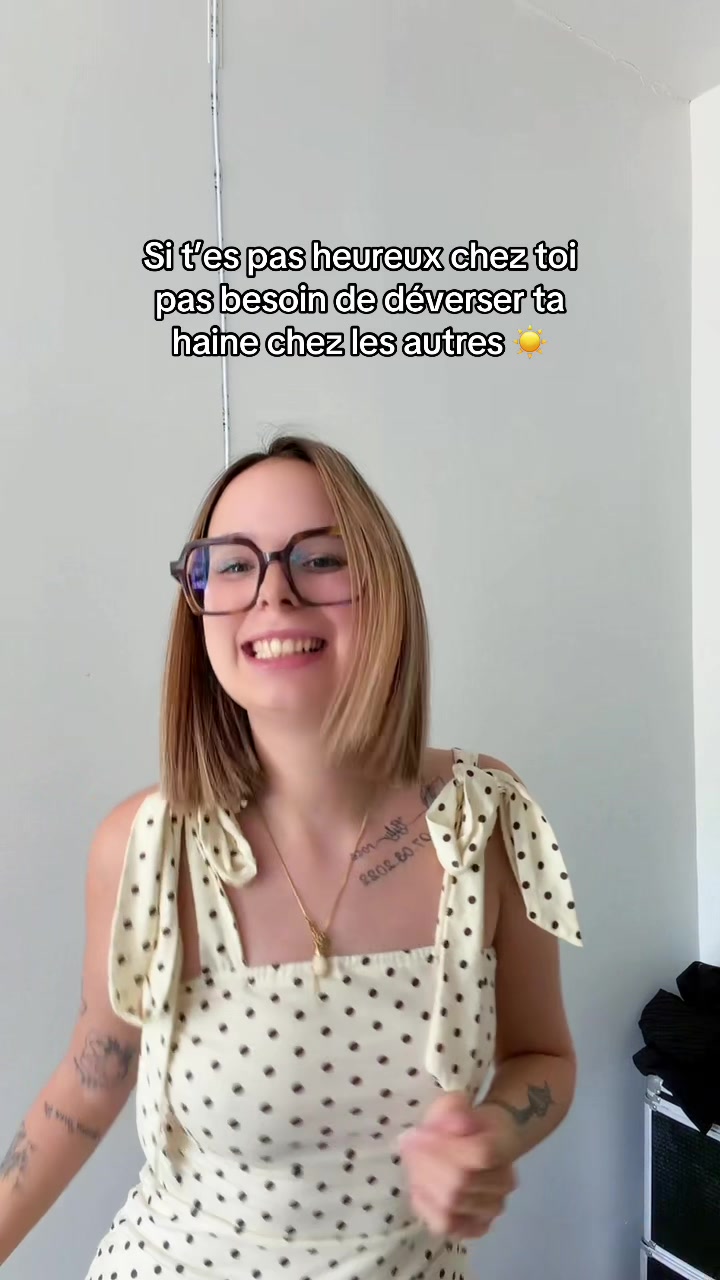 @Unamourtriple | Mom x4