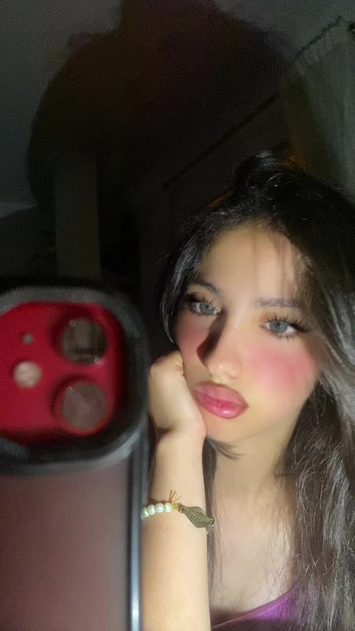 @🪬