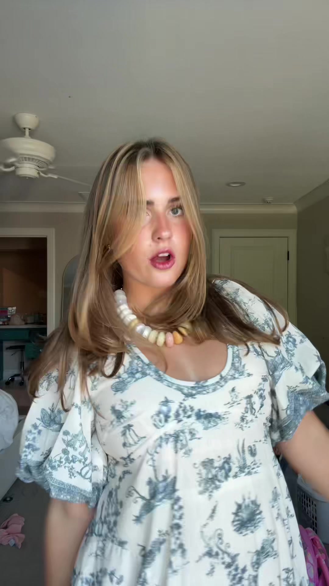 @ellie robertson