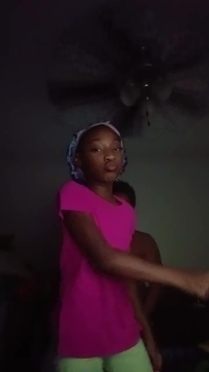 @Milymackk300