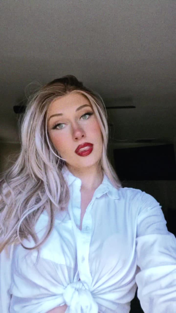 @pinkpixelbarbie