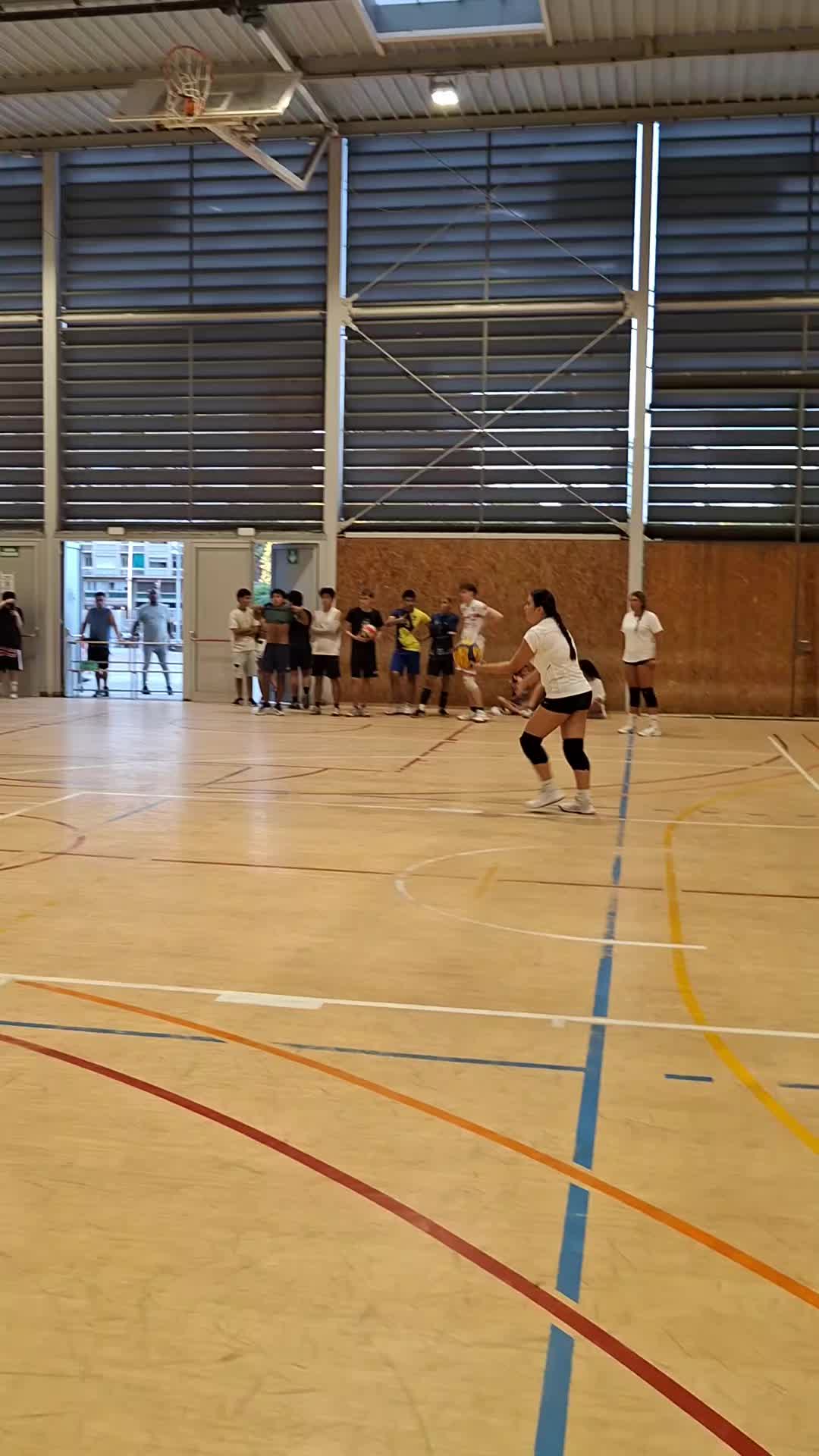 @🏐💙❤️