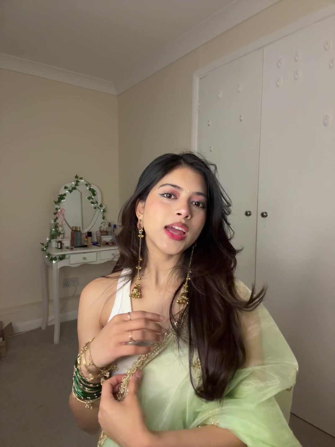 @Simmiyaiii