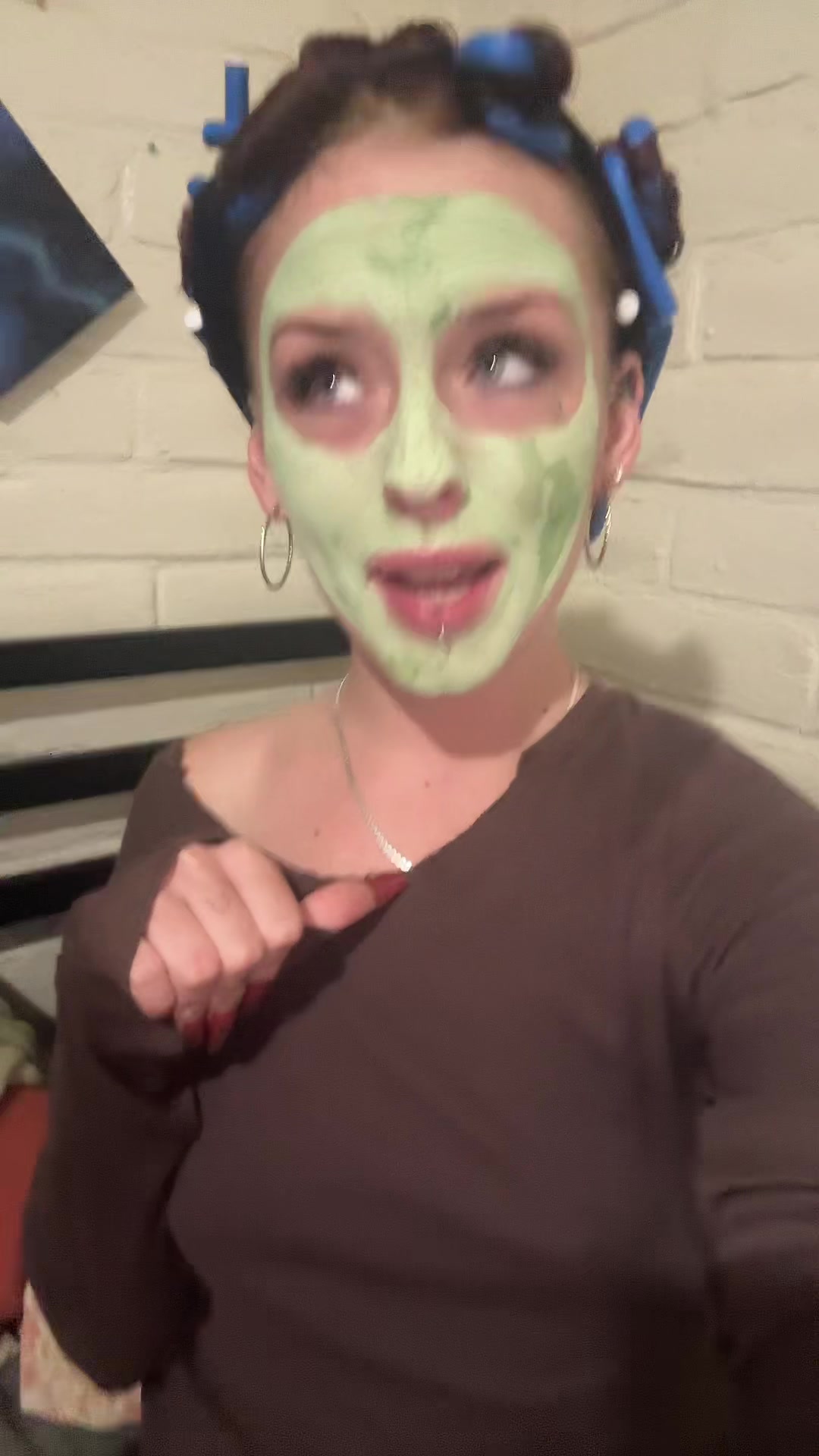 @️