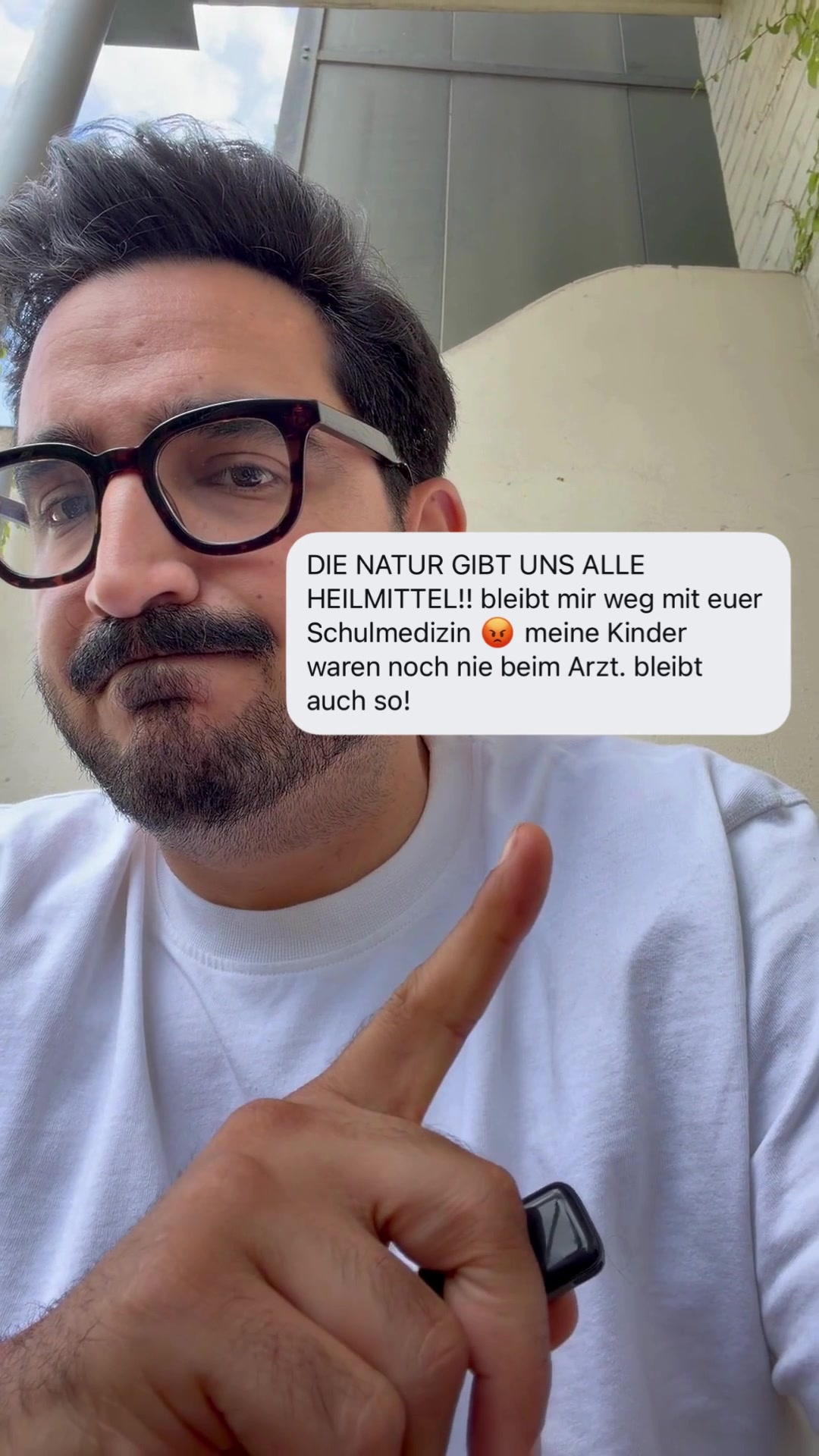 @Hand, Fuß, Mund