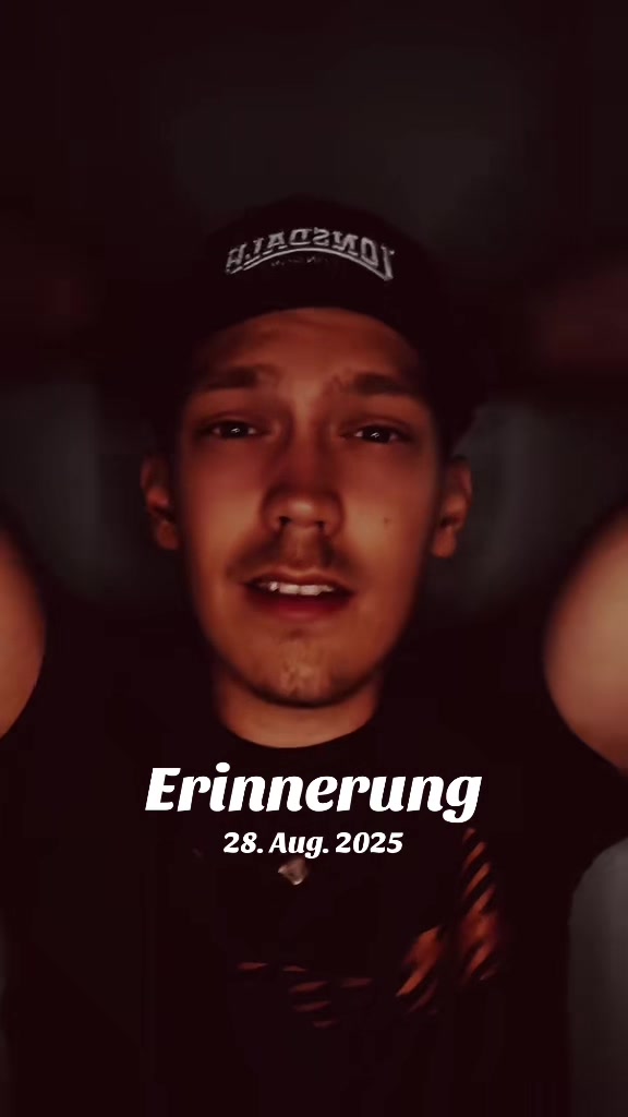 @𝑲𝒊𝒏𝒈.𝑸𝒖𝒂𝒕𝒕𝒓𝒐🇩🇪🦅