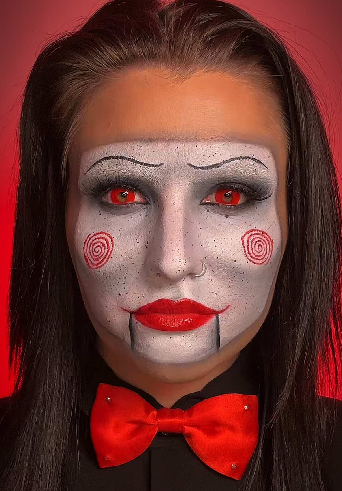 @Makeupby_ESC