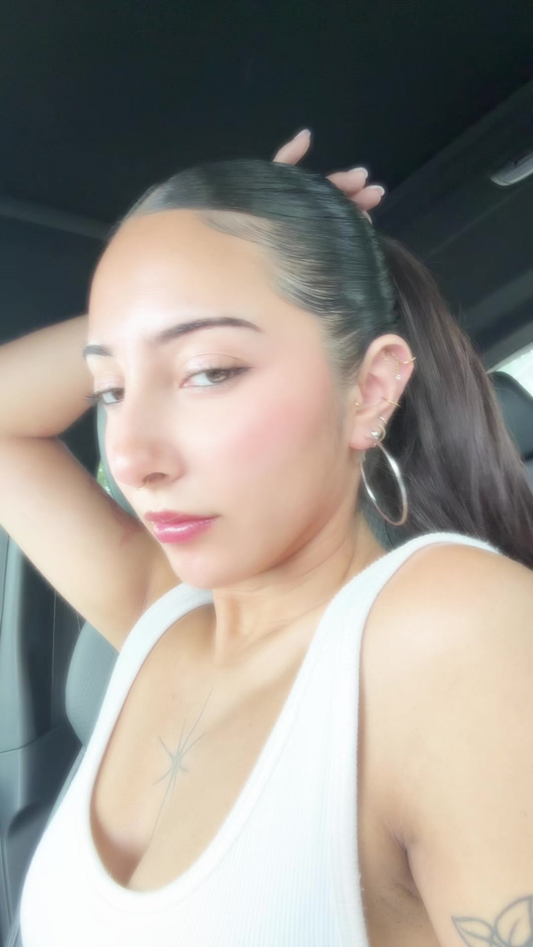 @hinaniiiii