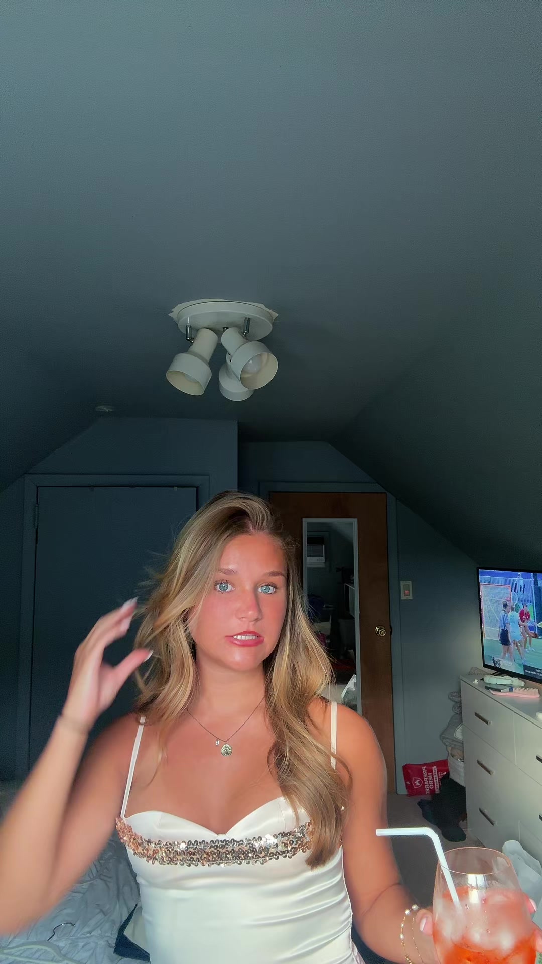 @olivia