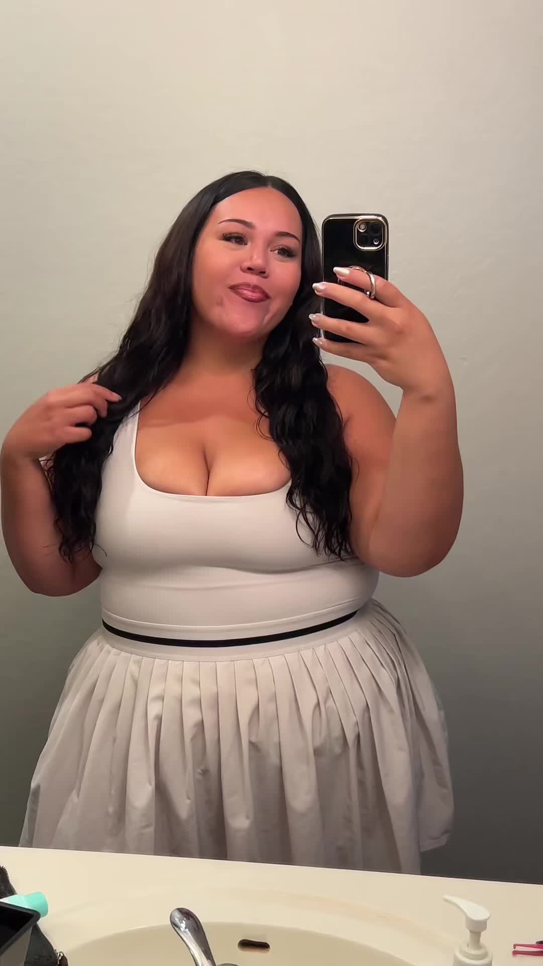 @jewlieah
