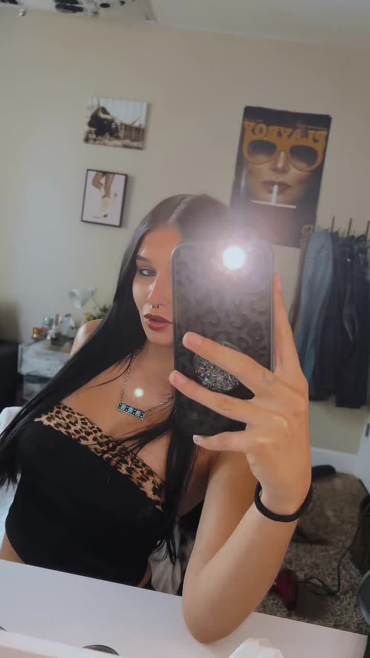 @Tory🖤⚡️