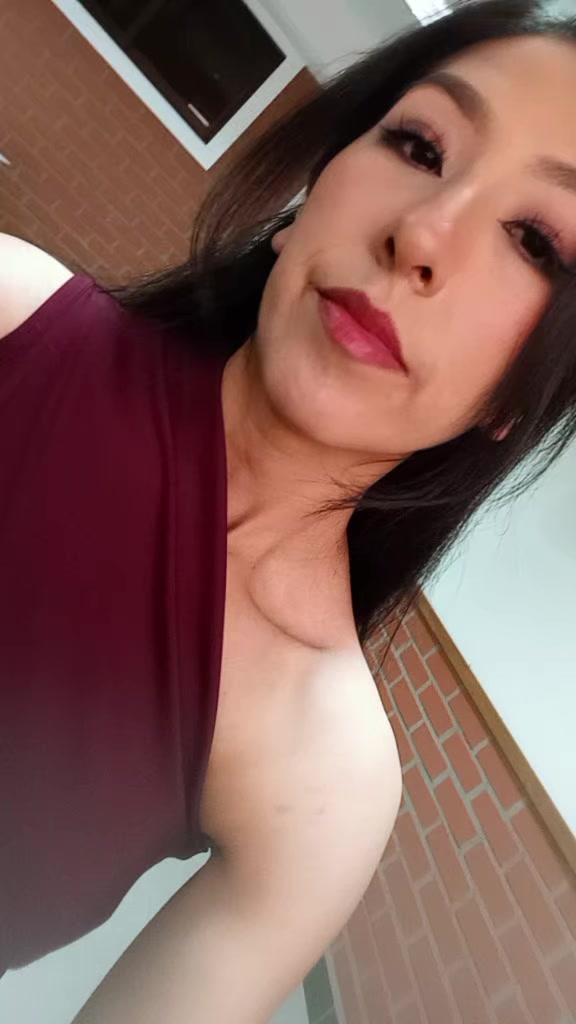 @Adriana Rivero