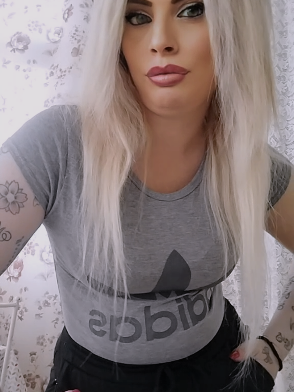 @Valentina❤️