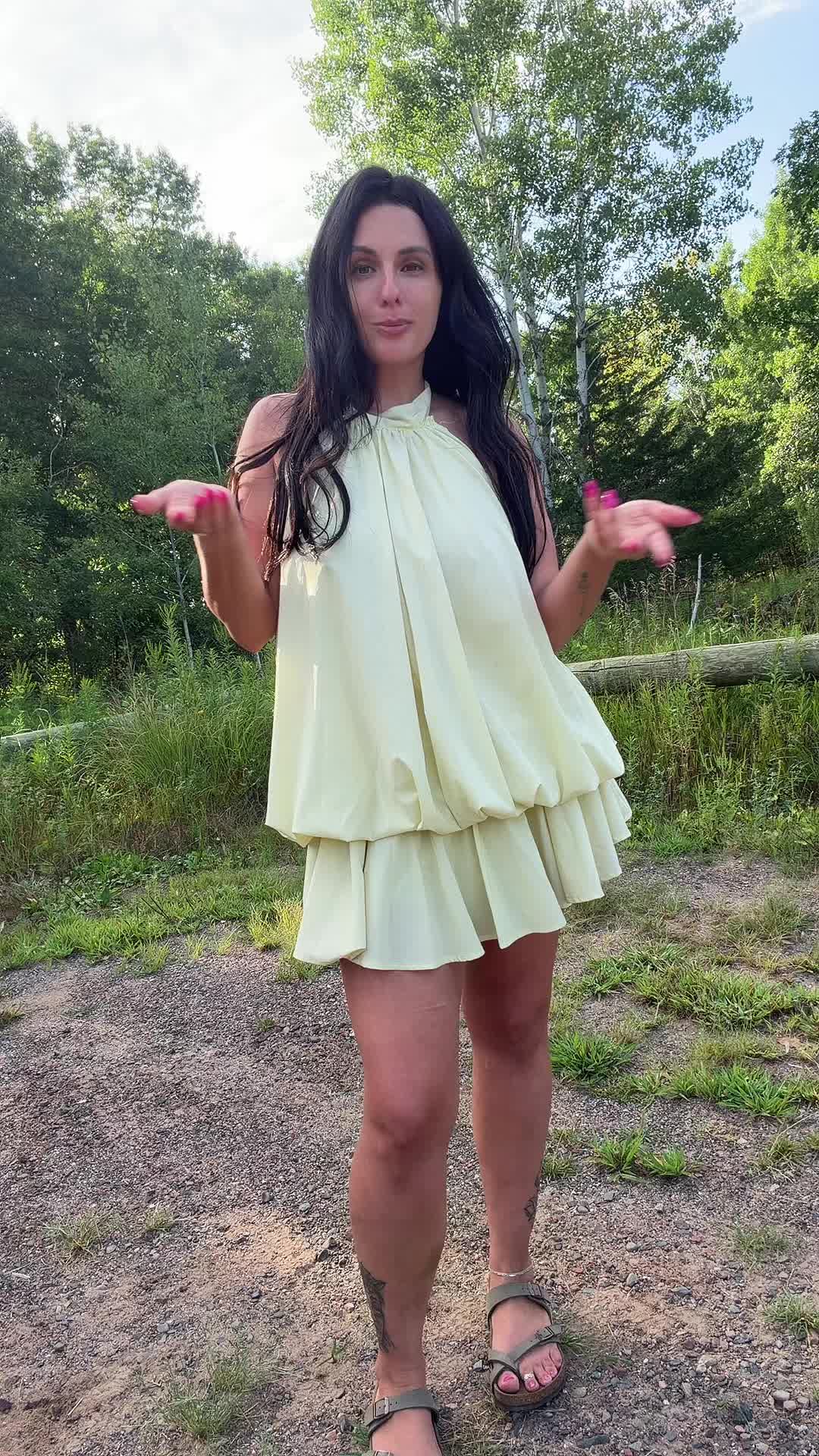 @Barefootmamamnvibes
