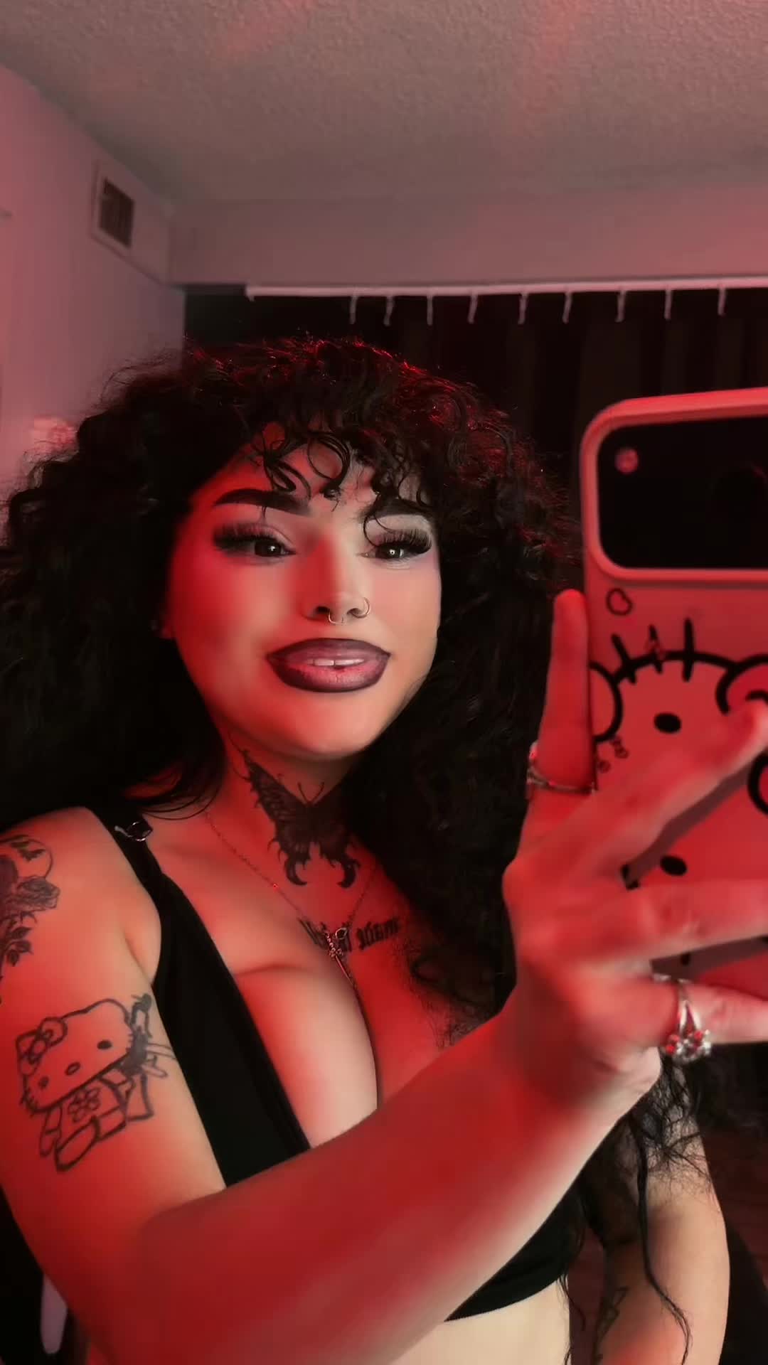 @𝓒𝓱𝓪𝓻𝓵𝓲𝓮🖤🕷️