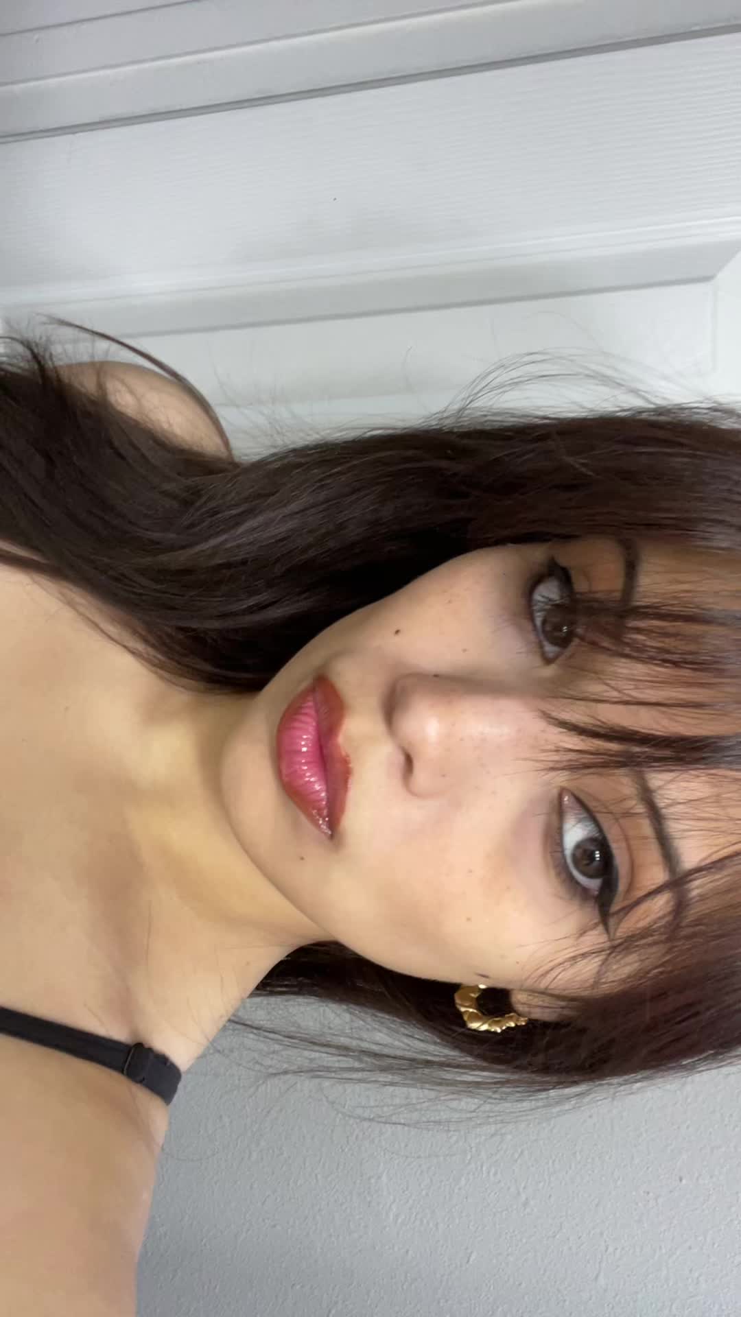 @ThaliaG