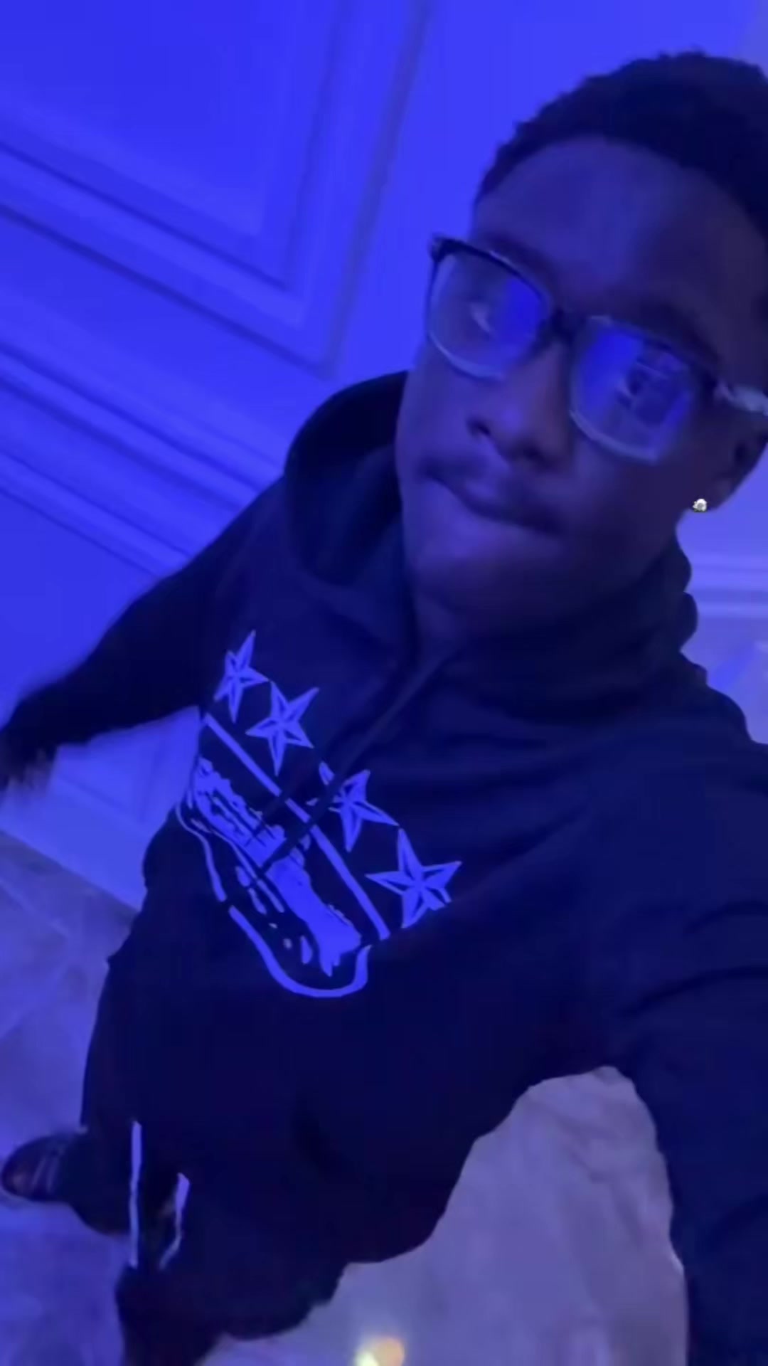 @/Èxpensive řoboy/🥹💕