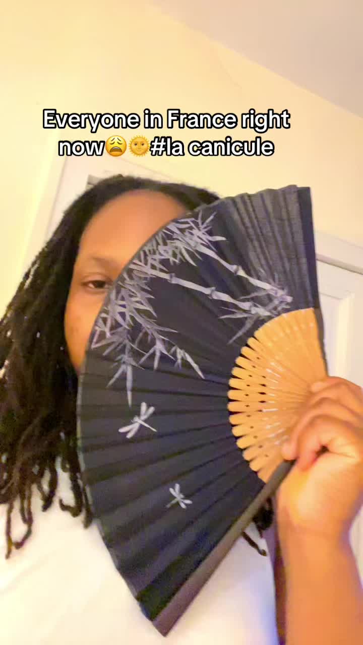 @launa🇿🇼🇫🇷