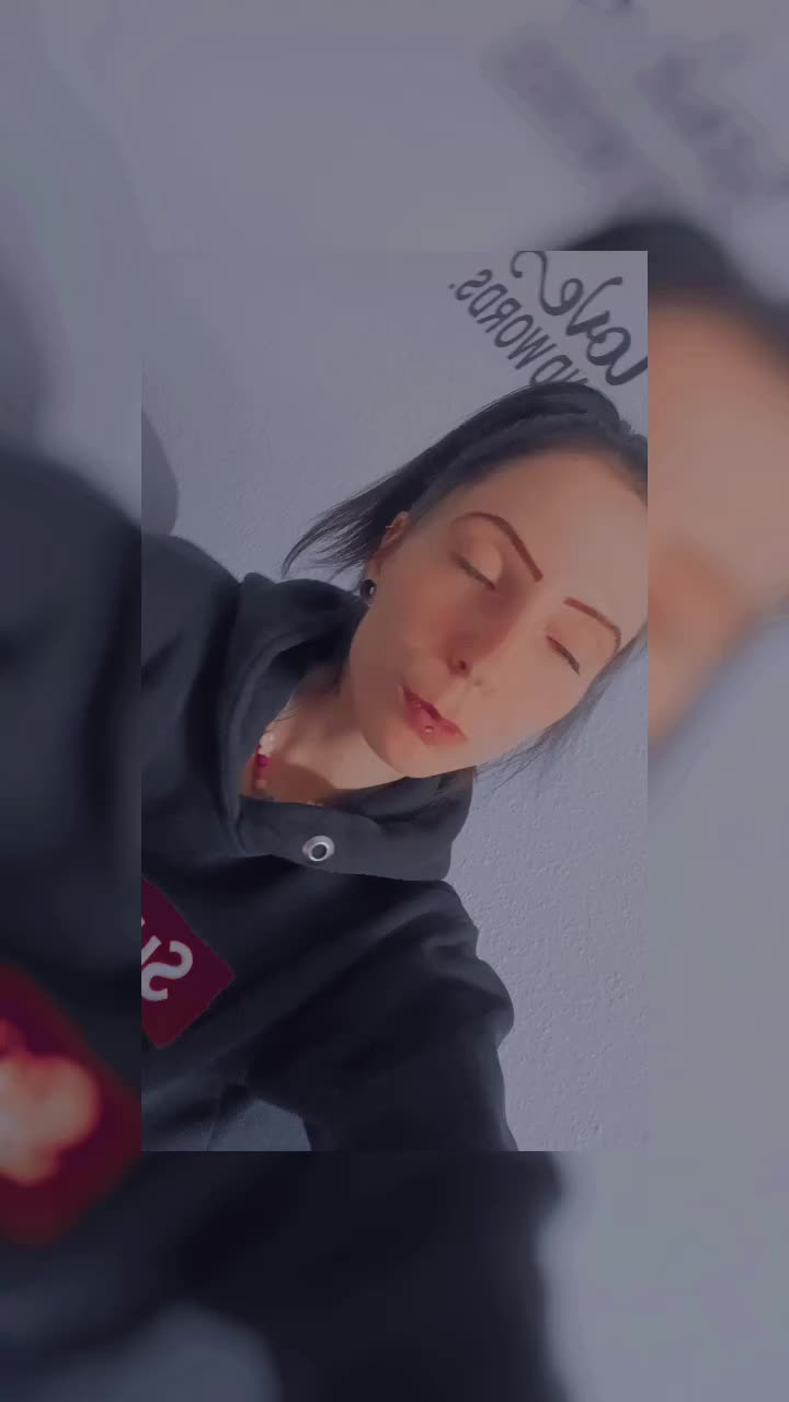 @❤️🖤