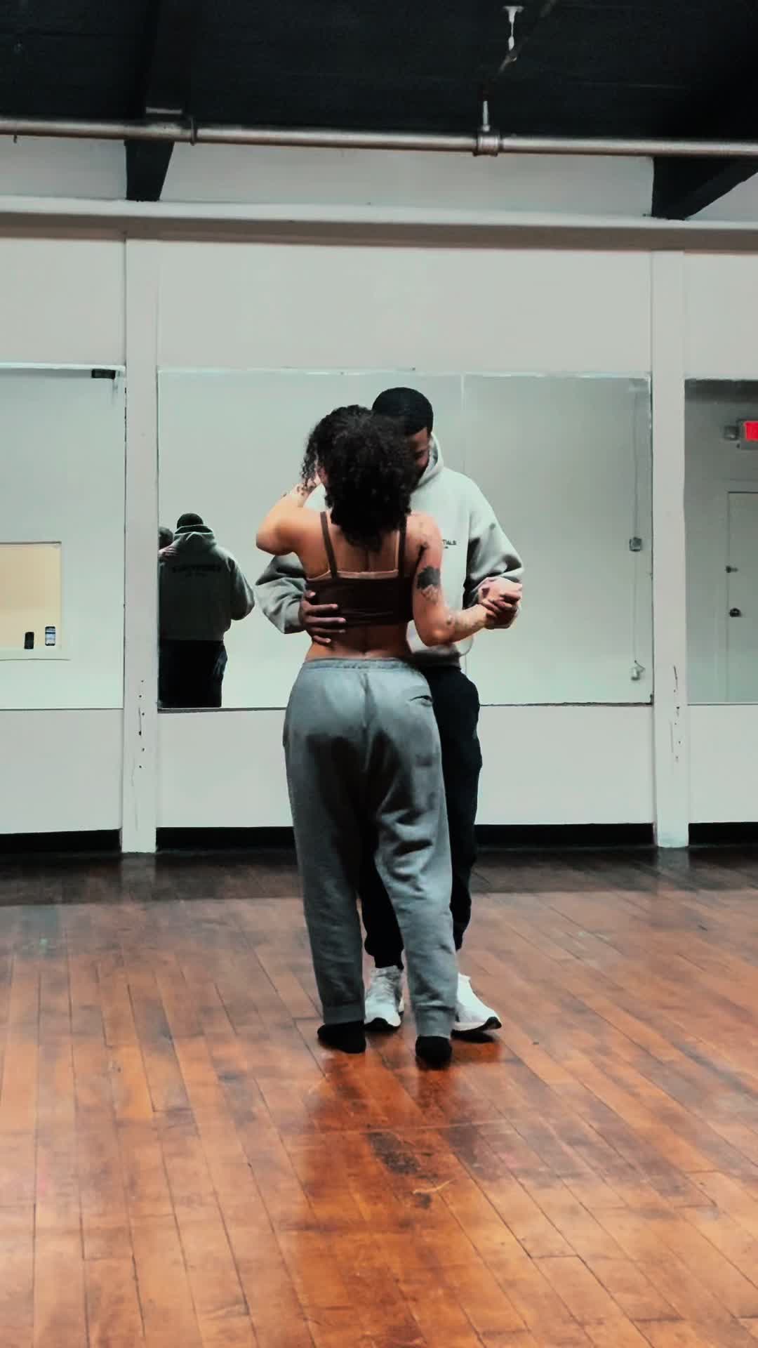 @Ewavy