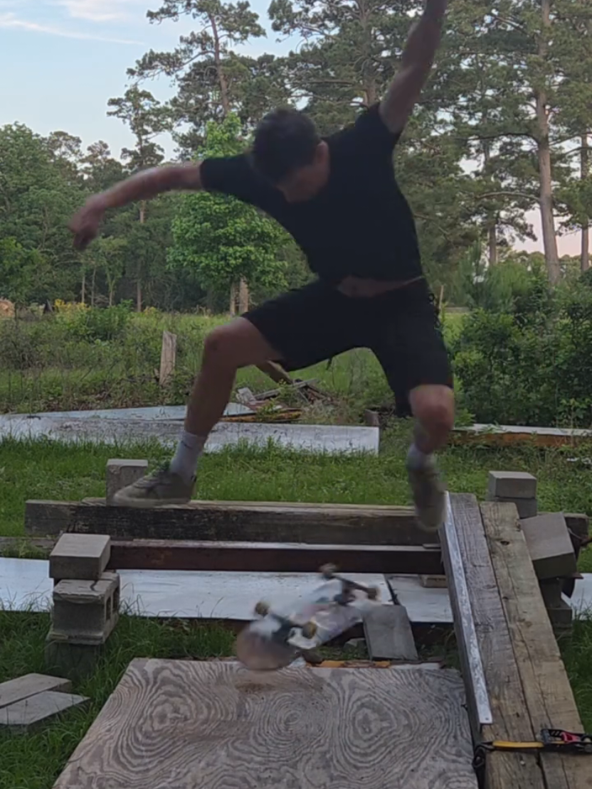 @Jason / skateboarding