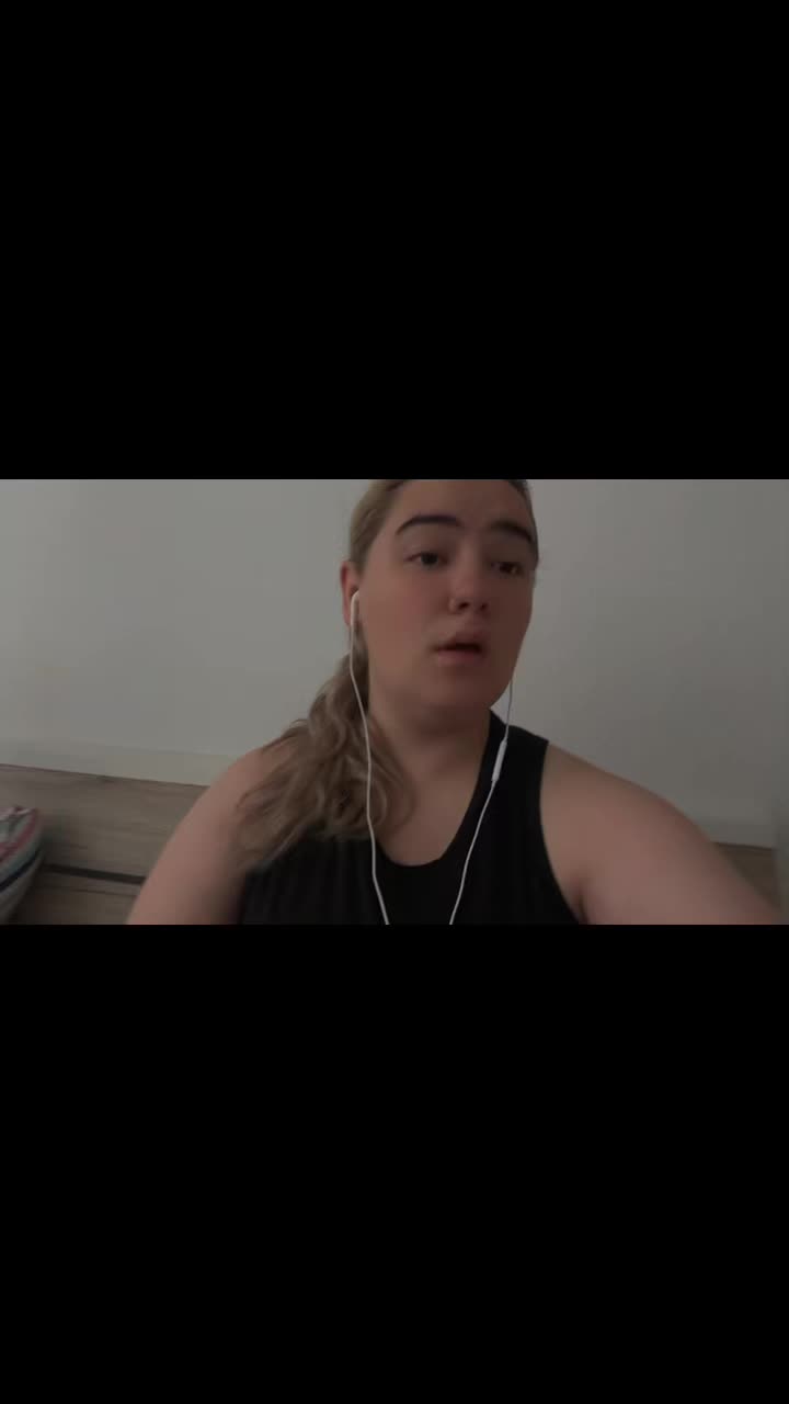 @queengabriela24
