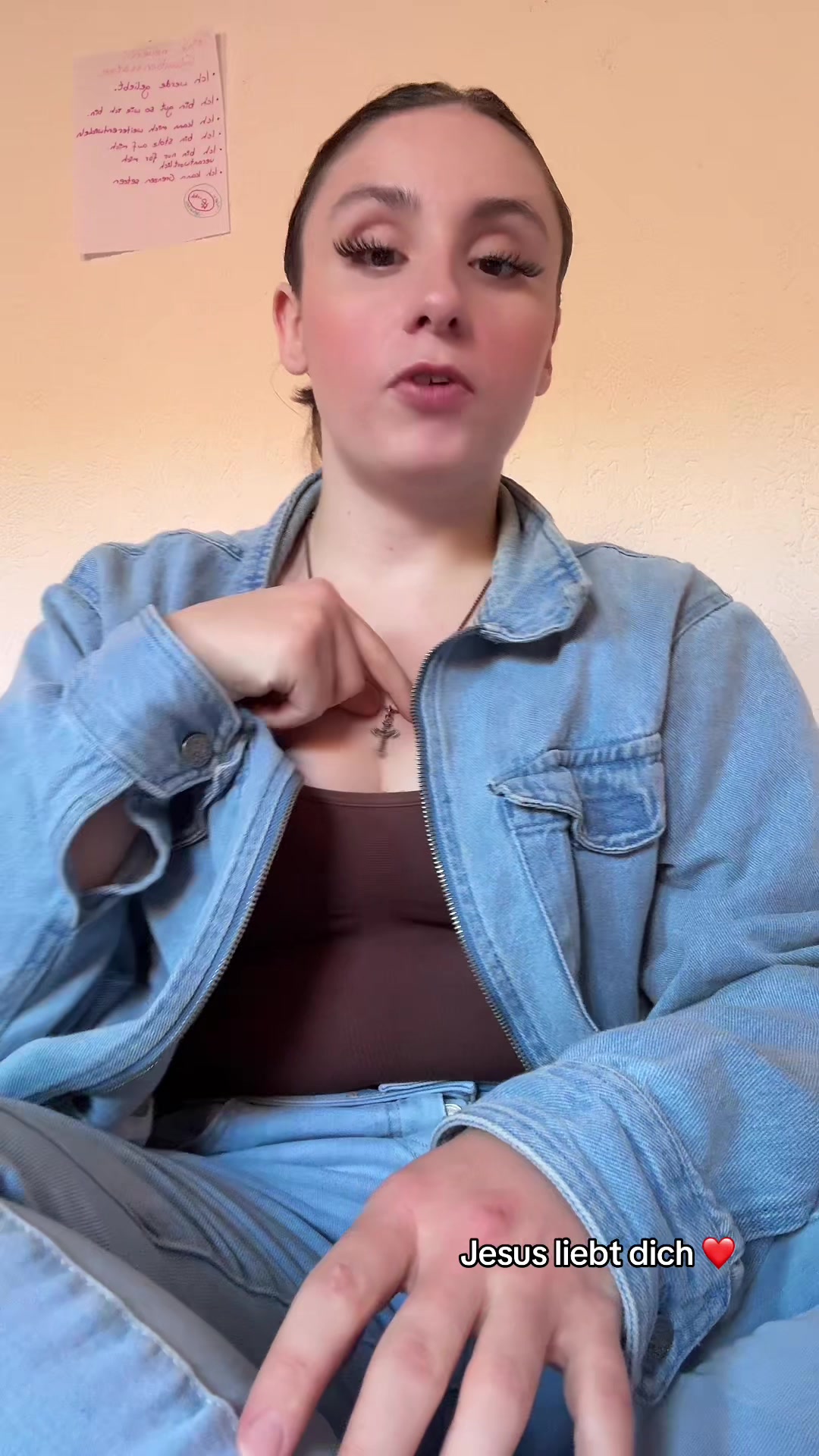 @sophiie.sel1893 &dagger;