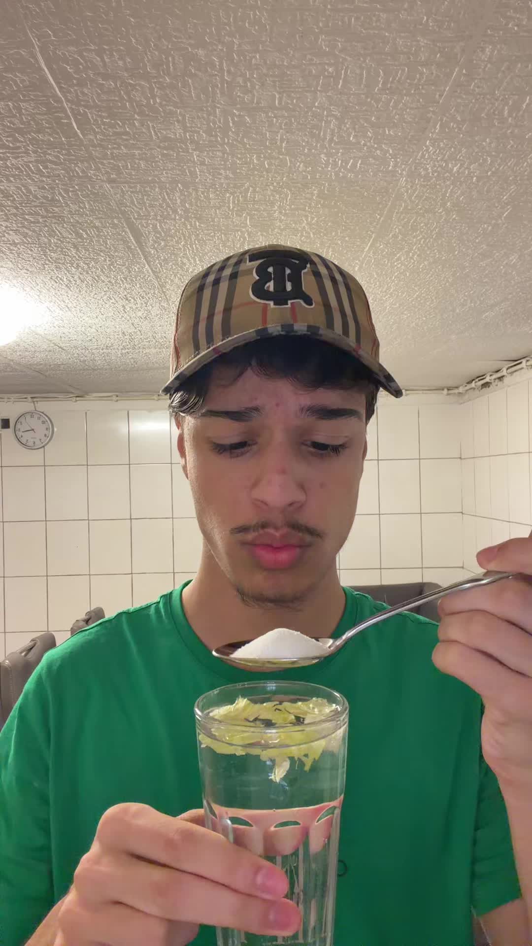 @Hewadbroo
