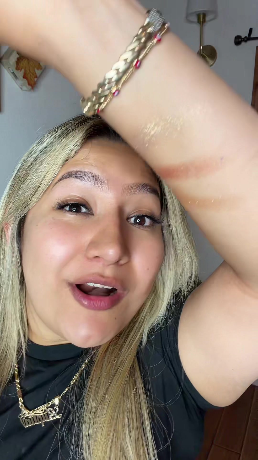 @lupithazzepeda