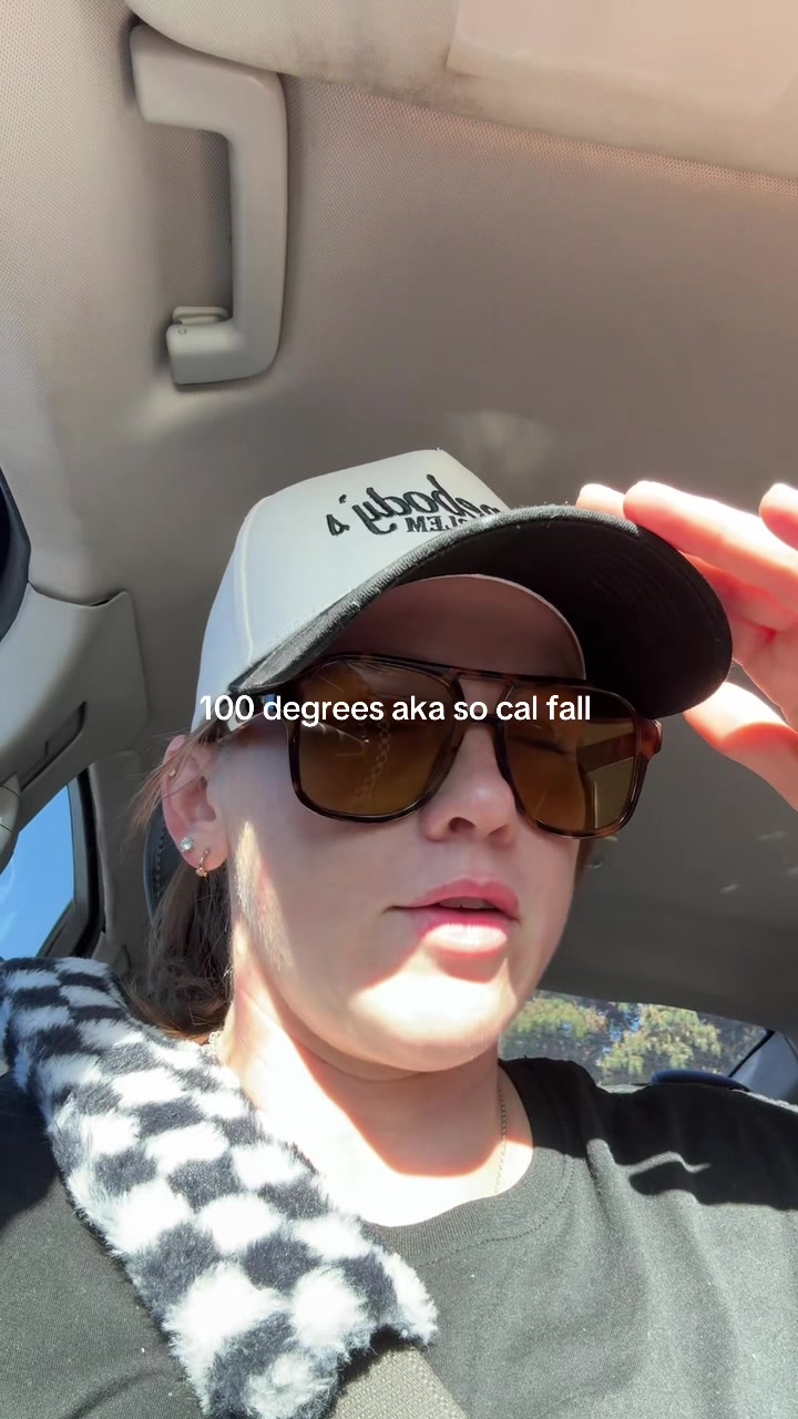 @Alyssa Golden | working mama